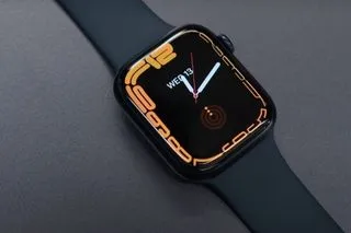 Apple Watch Series 7 with Bigger screen and Faster charging